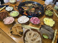 -正南齊北重庆老火锅(光华村直营店)