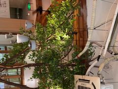 -蜜桃餐厅·伴山(湖滨商业街店)