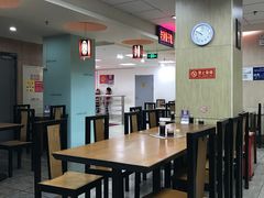 大堂-老边饺子馆(北京南站3店)