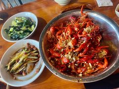 -琥珀老六龙虾(四里河店)