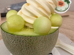 哈密瓜冰淇淋-玲婧胡同·生日蛋糕·餐厅(嘉里城店)