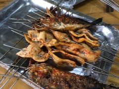 -亨利烧烤(理想山店)