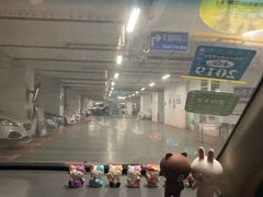 -苏宁电器广场·停车场