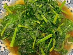 清炒豆苗-小实惠嘉(威海路店)