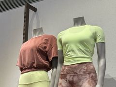 -lululemon(比斯特购物村店)