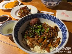 -沪西老弄堂面馆(定西路店)