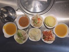 -韩聚屋韩国烤肉餐厅(新北万达店)