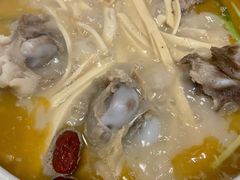 骨头浓汤-骨捞专家·金华砂锅(西田城购物中心店)
