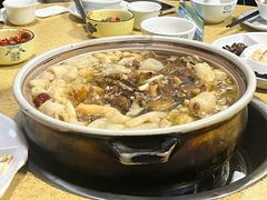 -东巴谷野生菌火锅餐厅