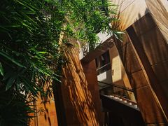 -三亚湾海居铂尔曼度假酒店