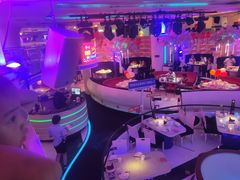 -巴特餐饮6加1音乐餐吧·新疆菜