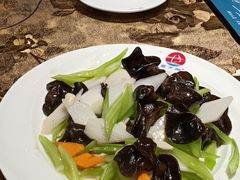 -小船渔村•大连菜•大连焖鱼(明泽街店)