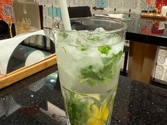 -东方红海鲜百汇(国际大厦店)