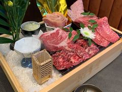 -铭牛烧肉·和牛海鲜自助(高新月牙湖店)