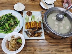 -小船渔村·大连菜(明泽街店)