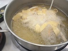 -喃喃椰·糟粕醋·椰子鸡火锅(七堡花园店)