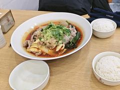 -三顾冒菜(万达店)