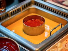 特色金汤花胶子母锅-大隐·成都火锅Bistro(合生麒麟新天地店)