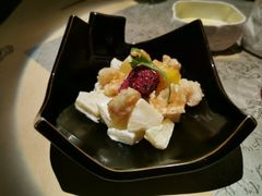 -穹六人间 people 6(岳阳路店)