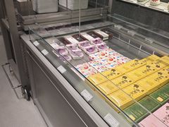 -好利来(上海虹桥新天地Lab主题店)