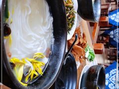 -桥香园过桥米线(国贸店)