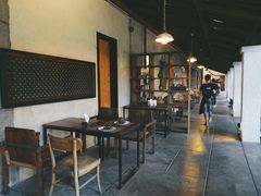 -喜洲吧·江畔老船厂·庭院餐厅(喜临院店)