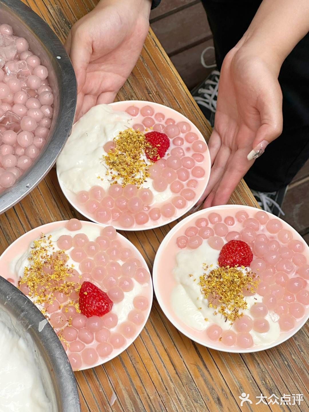 为了这份草莓麻薯🍓总来要一趟南京吧！