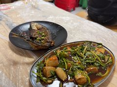 -郑记•不夜城烧烤•龙虾•虾蟹(黄鹤楼店)