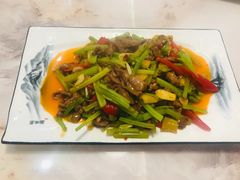 小炒黄牛肉-川悦壹号·川菜(蠡溪路店)