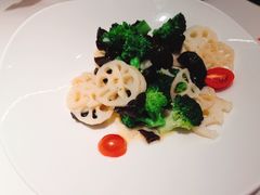 荷塘小炒-蘇小主·创意中国菜(金茂览秀城店)