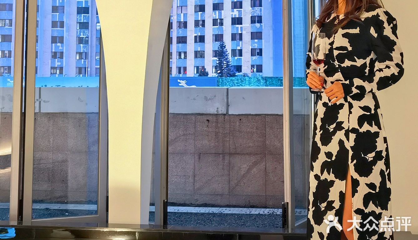 新店首发|艺术馆里的精致粤菜料理“松风苑”