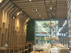 -焙丽拾光(麦凯乐直营店)