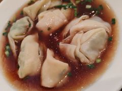 鲜肉荠菜汤馄饨-南小馆(迪士尼小镇店)