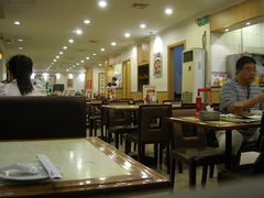 大堂-新发记港式茶餐厅(黄浦店)