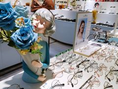 -宏宇眼镜蔡司依视路折扣店(兆佳眼镜城店)