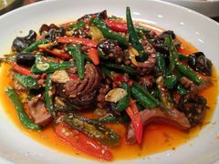 -川流不息·地道川菜·小龙虾(松东路店)