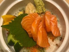 三文鱼寿司饭定食-小山日本料理(太古汇店)