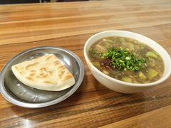 -老字号贾家肉丸糊辣汤(光明巷店)