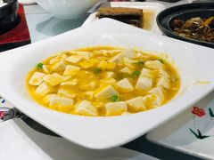 蟹粉豆腐-老人和饭店(淮海中路店)