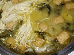 -严厨老坛酸菜鱼(吴江万宝店)