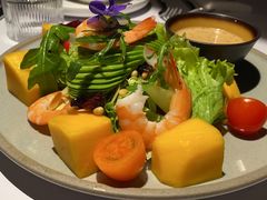 鲜虾牛油果沙拉-月芽·自由餐厅·西溪湿地餐厅