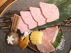 -山川小町·极番烧肉(新地假日广场店)