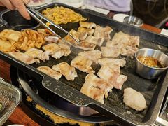 -Dombe豚(黑猪肉街店)