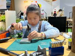 -郑在DIY·潮玩银饰绘画手作(中央大道旗舰店)