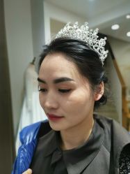 -Aros安麓笙婚纱礼服设计馆