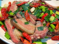 -唐师傅湘西名菜馆(武陵路店)
