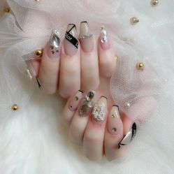 -悦指间美甲美睫