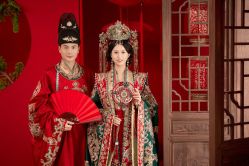 点击看大图 -第一夫人婚纱摄影(南京店)