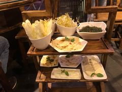 -老房老舍重庆火锅(假日城市店)