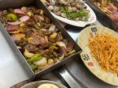 -老东镇啤酒屋海鲜加工·蒸汽海鲜·海鲜烧烤(台东店)